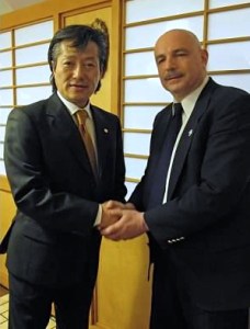 GM Choi & Me shaking hands